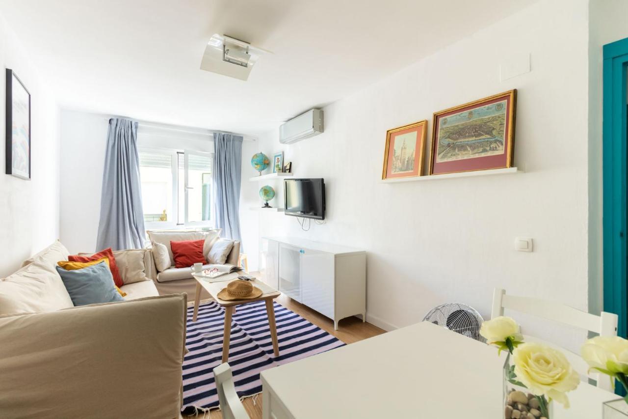 סביליה Colours Apartment And Garage Historical Center 4 Pax מראה חיצוני תמונה