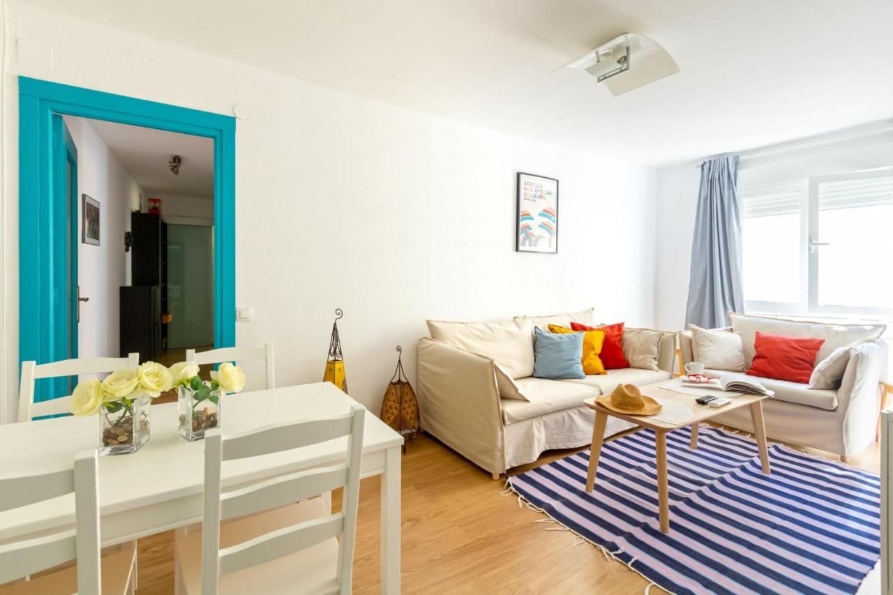 סביליה Colours Apartment And Garage Historical Center 4 Pax מראה חיצוני תמונה