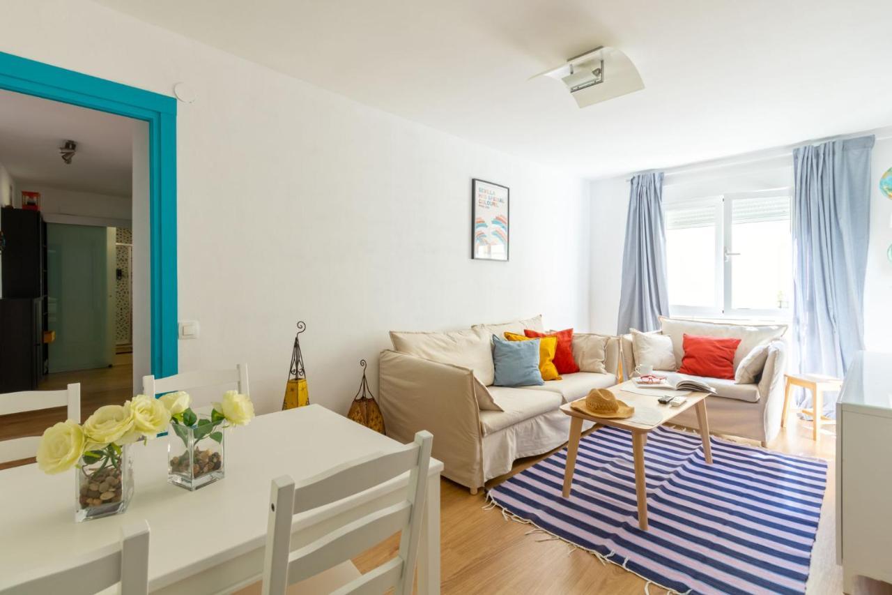 סביליה Colours Apartment And Garage Historical Center 4 Pax מראה חיצוני תמונה