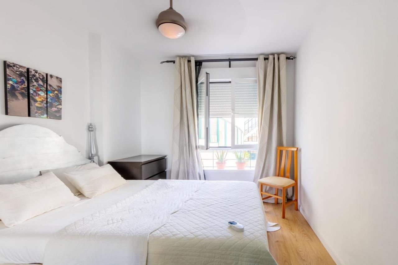 סביליה Colours Apartment And Garage Historical Center 4 Pax מראה חיצוני תמונה